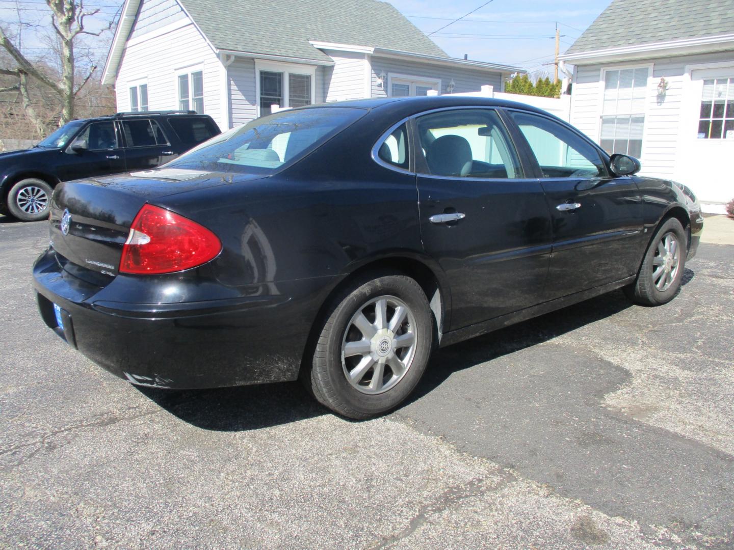 2007 Buick LaCrosse CXL (2G4WD552071) with an 3.8L V6 OHV 12V engine, 4-Speed Automatic Overdrive transmission, located at 540a Delsea Drive, Sewell, NJ, 08080, (856) 589-6888, 39.752560, -75.111206 - Photo#7